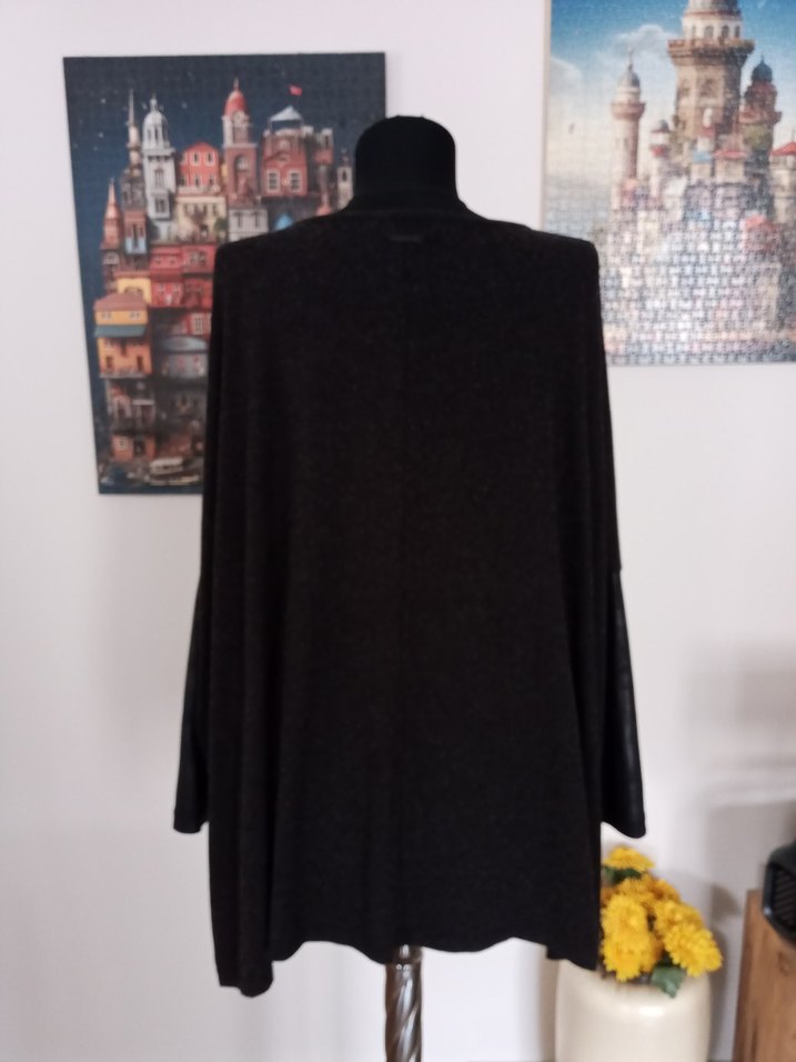 Siyah Deri Detaylı Uzun Kollu tunik - Görsel 4