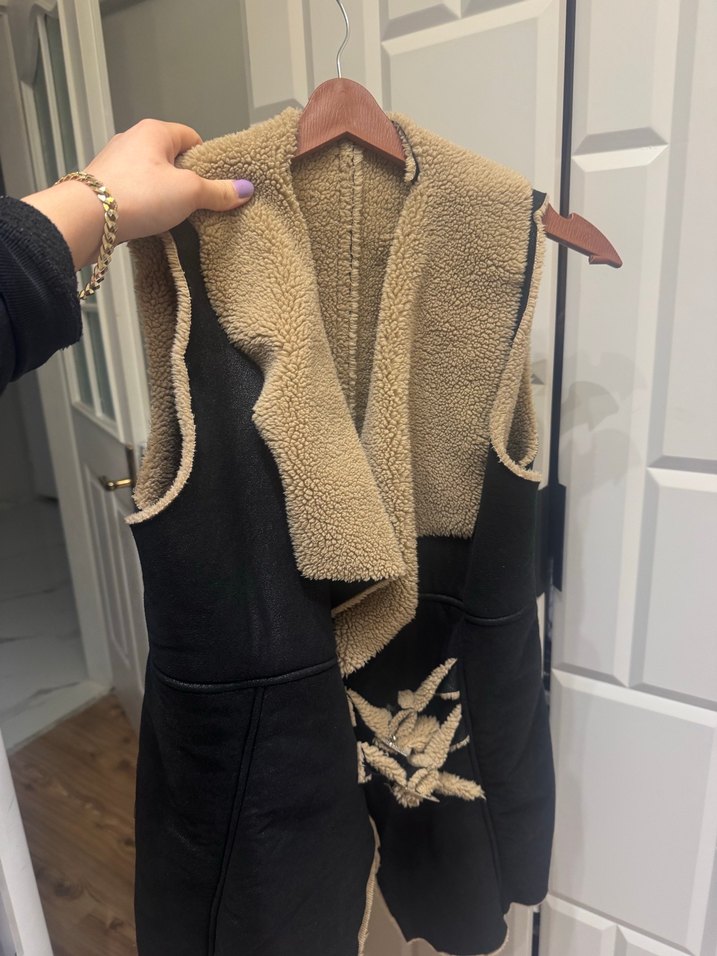 Kahverengi Süet Kürklü Kolsuz Ceket - Görsel 4