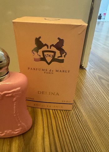 Parfums de Marly Delina Kadın Parfümü 75 milyon - Görsel 2