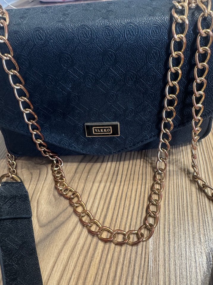 Zincir Detaylı Siyah Vakko Çanta - Görsel 2