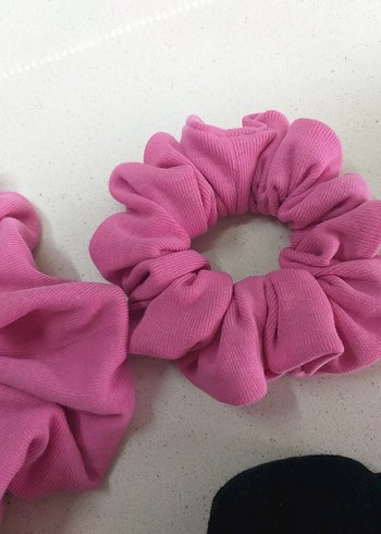 Pembe Penye Kumaş Lastikli Saç Tokası - Görsel 2