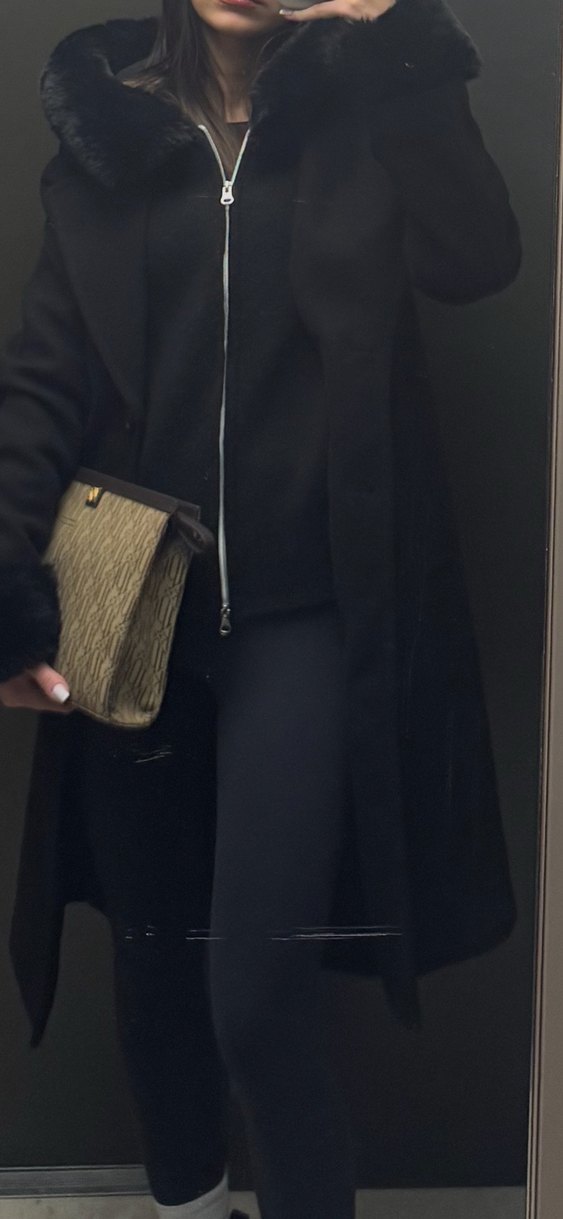 Siyah Düğmeli Klasik Kaban - Görsel 2