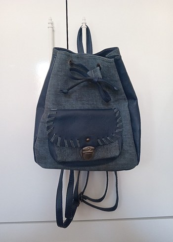 lacivert sırt çantası - Görsel 2