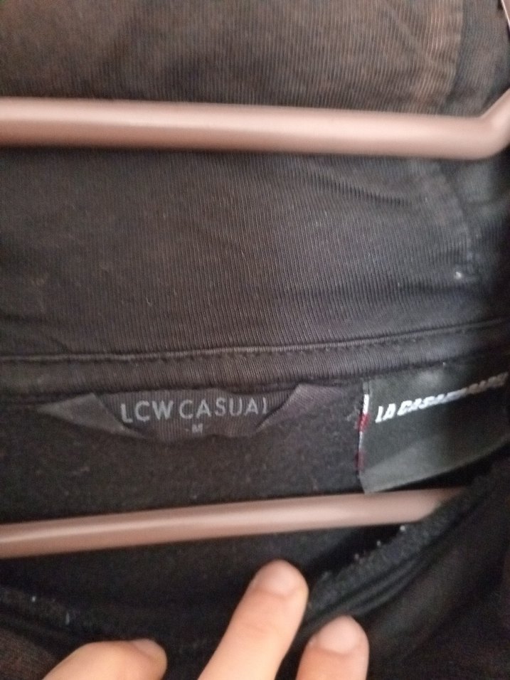 Siyah Kapüşonlu Baskılı Sweatshirt - Görsel 2