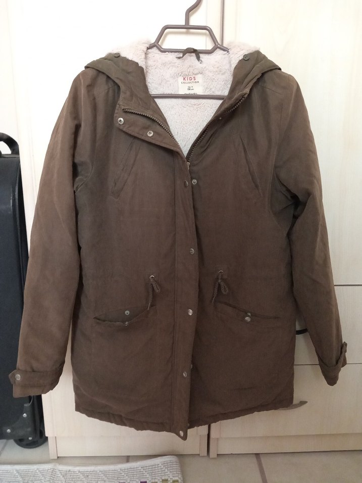 Düğmeli Haki yeşili Süet peluşlu kaban - Görsel 3