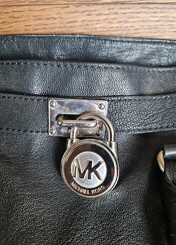 Michael Kors Michael Kors Yumuşak Deri Kol Çantası