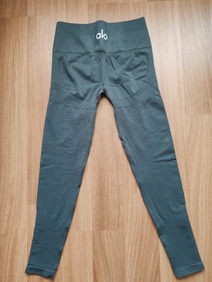 Gri Elastik Kadın Spor Tayt - Görsel 2