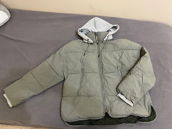zara mont
