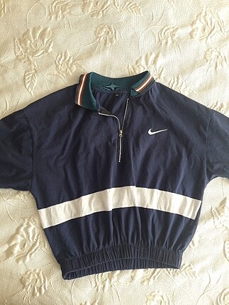 American Vintage Crop