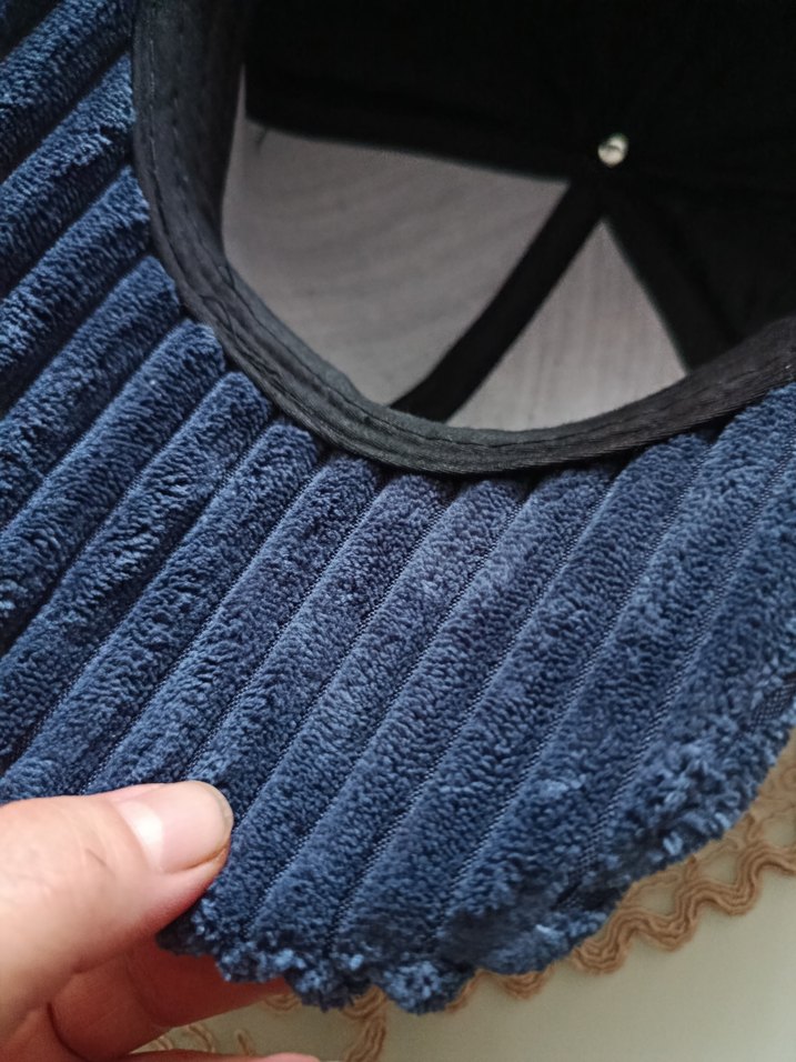 Kadın Mavi Pilili Şapka yumuşak dokulu  - Görsel 4