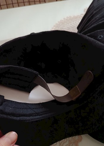 Siyah Süet Kadın Şapka Velcro Ayarlı - Görsel 2