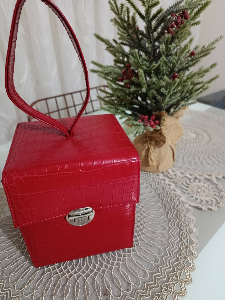Kırmızı Vintage Yılan Derisi Desenli Deri Çanta - Görsel 2