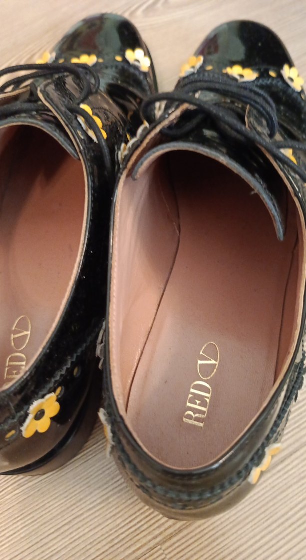 Sarı Çiçekli Kemerli Blok Topuklu Kadın Ayakkabı - Görsel 3