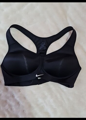 Nike Dri-Fit Spor Sutyeni