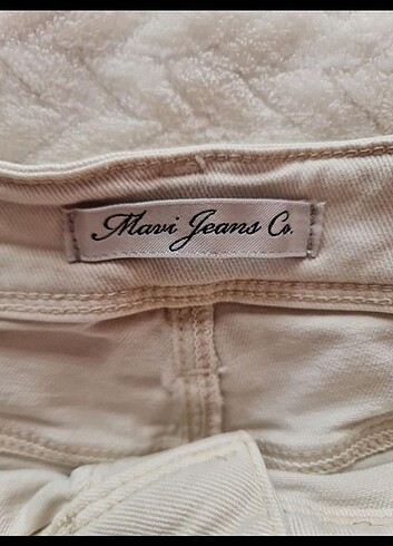 Mavi Jeans Mavi İşlemeli Mini Şort