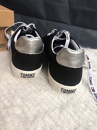 40 Beden siyah Renk Tommy hilfiger spor ayakkabı