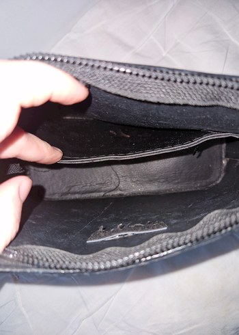 Siyah Deri Fermuarlı Kadın Çanta - Görsel 4