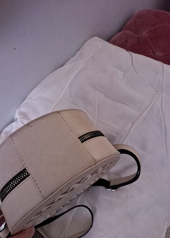 Bej rengi yuvarlak Çanta - Görsel 2