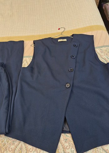 Düğmeli Lacivert Kadın Takım Elbise - Görsel 2