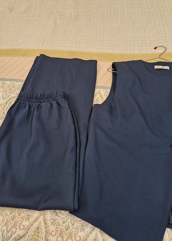 Düğmeli Lacivert Kadın Takım Elbise - Görsel 3