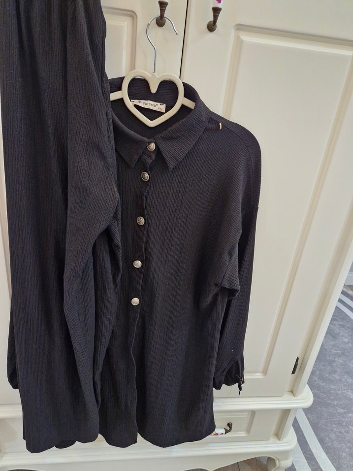 Kadın Siyah düğmeli bürümcük Takım - Görsel 5