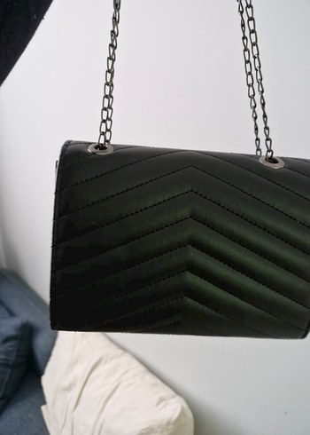 Siyah suni Deri Zincir Detaylı Çanta - Görsel 7