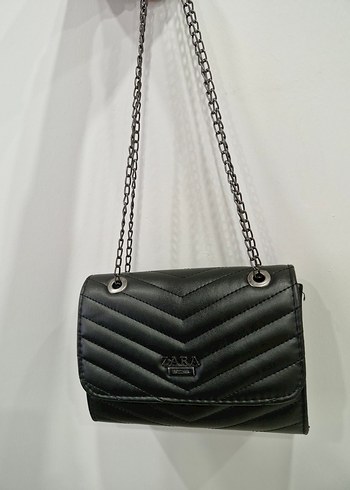 Siyah suni Deri Zincir Detaylı Çanta - Görsel 3