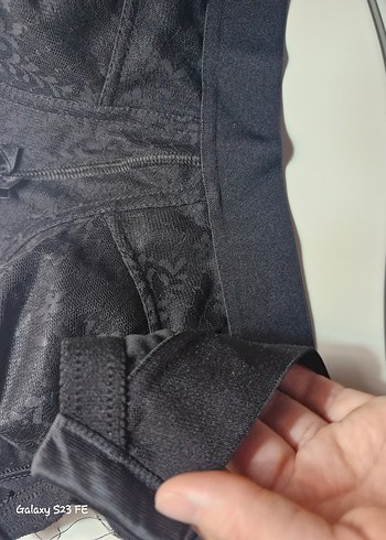 Siyah toparlayıcı ve küçültücü Sütyen - Görsel 3