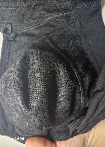 Siyah toparlayıcı ve küçültücü Sütyen - Görsel 4