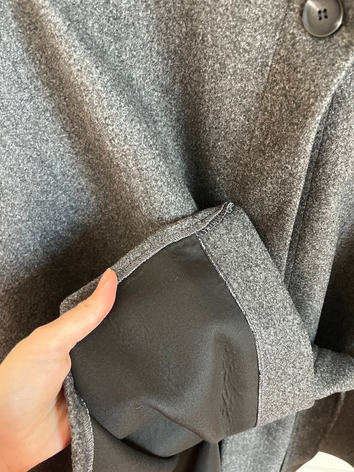 Düğmeli Gri Yün Kadın Pelerin - Görsel 2