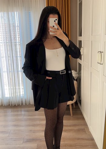 Kadın Siyah Kemerli Yüksek Bel Şort - Görsel 5