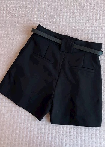 Kadın Siyah Kemerli Yüksek Bel Şort - Görsel 3