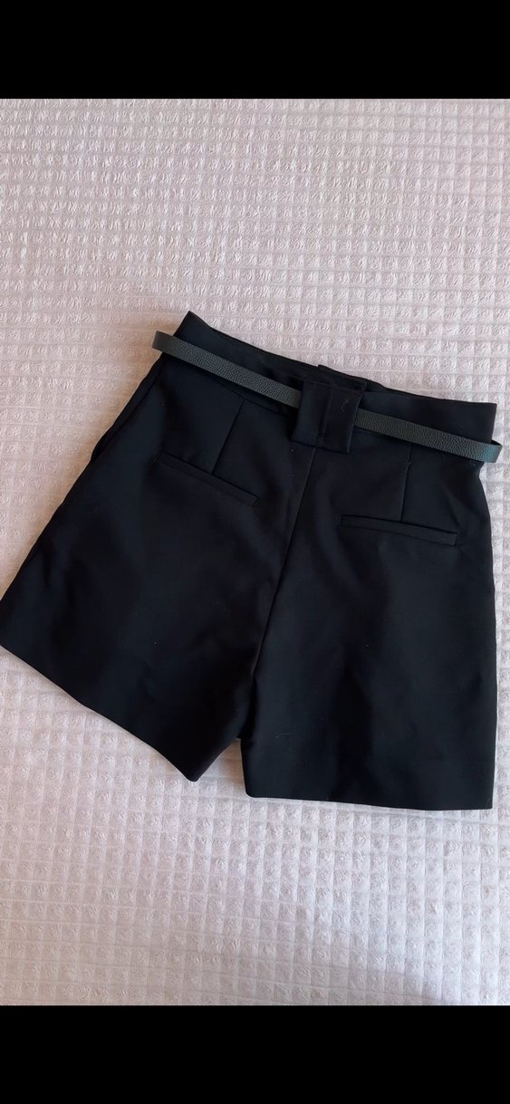 Kadın Siyah Kemerli Yüksek Bel Şort - Görsel 3