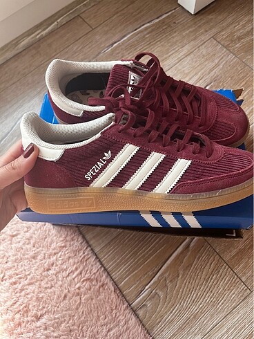Adidas spezial