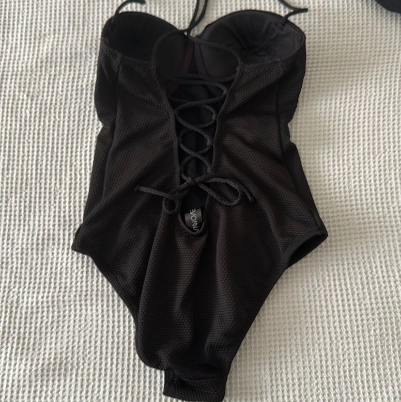 Siyah Strappy Kadın Mayo - Görsel 2