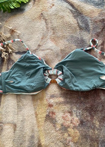 42 Beden #penti Renkli Bağlama Desenli Kadın Bikini Üstü