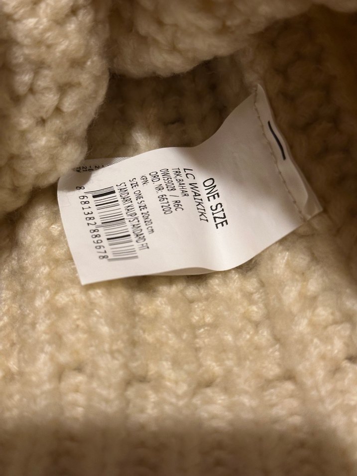 Kadın Beyaz Örgü Bere - Görsel 3