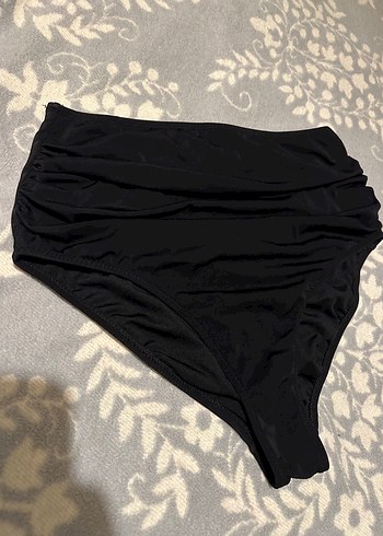 42 Beden Siyah Drapeli Yüksek Bel Bikini Altı