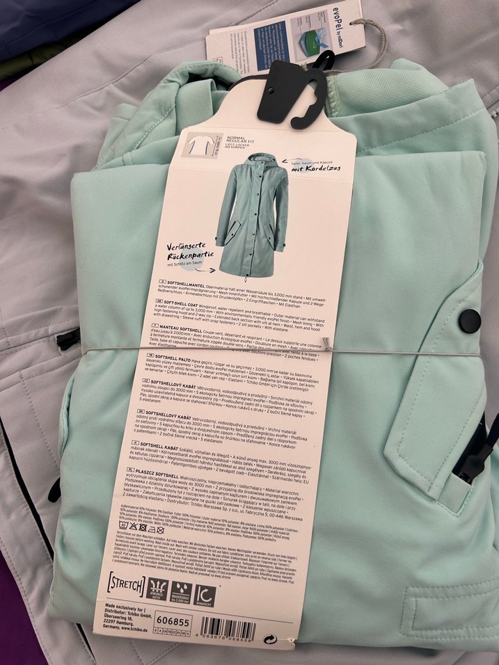 Uzun Yeşil Kadın Yağmur Parkası - Görsel 5