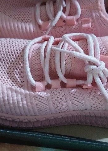 Pembe Bağcıklı Kadın Spor Ayakkabı - Görsel 2