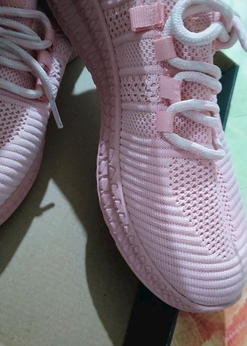 Pembe Bağcıklı Kadın Spor Ayakkabı - Görsel 3