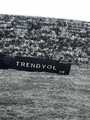 xs Beden çeşitli Renk Trendyol & Milla Bluz %70 İndirimli.