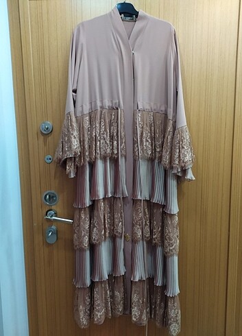 Özel tasarım abaya