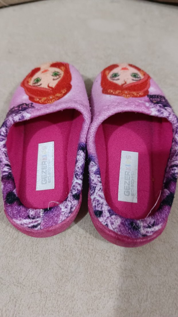 Nakışlı Pembe Kız Çocuk Ev Terliği - Görsel 2