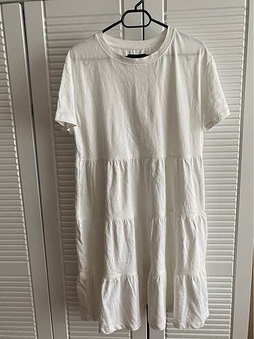 xs Beden beyaz Renk Bershka Elbise