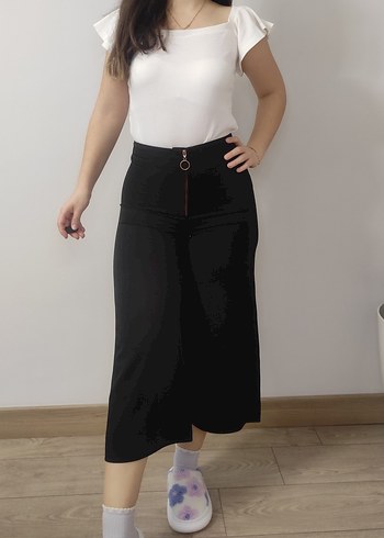 Siyah Geniş Kesim Kadın Pantolon - Görsel 2