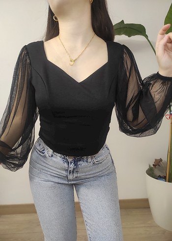 V Yaka Siyah Dantel Detaylı Kadın Bluz - Görsel 3