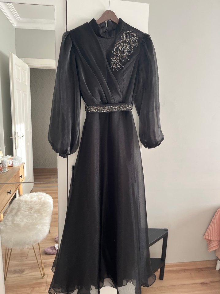 Nakışlı Siyah Uzun Kollu Uzun abiye - Görsel 2