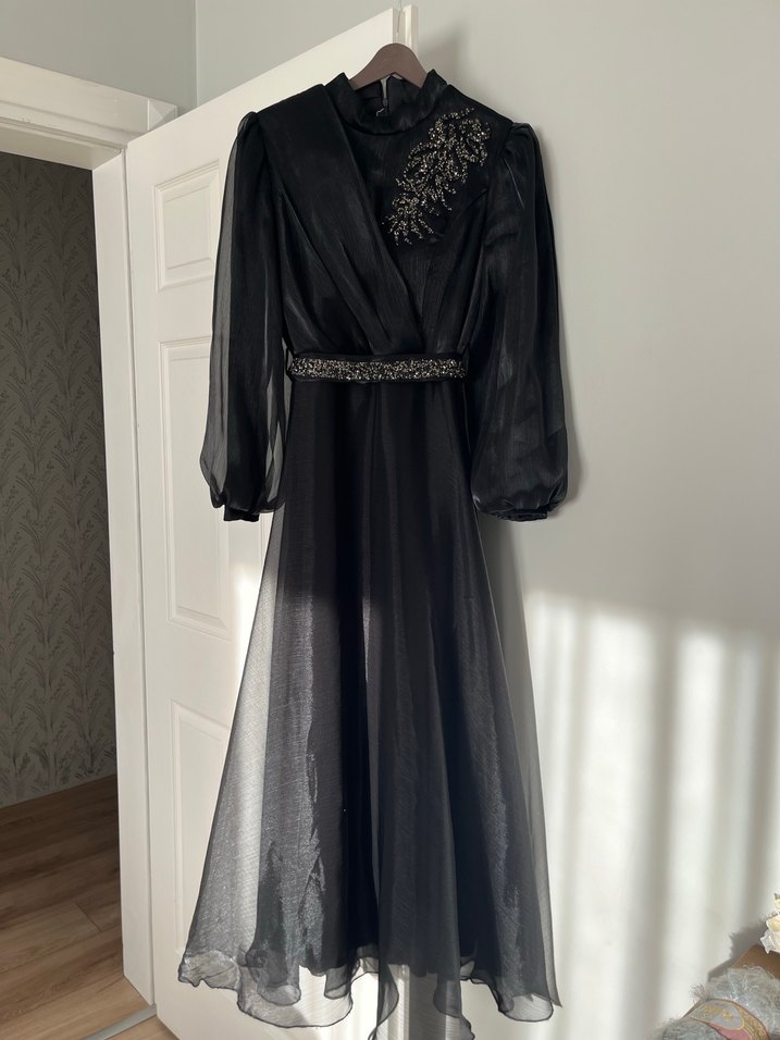 Nakışlı Siyah Uzun Kollu Uzun abiye - Görsel 4