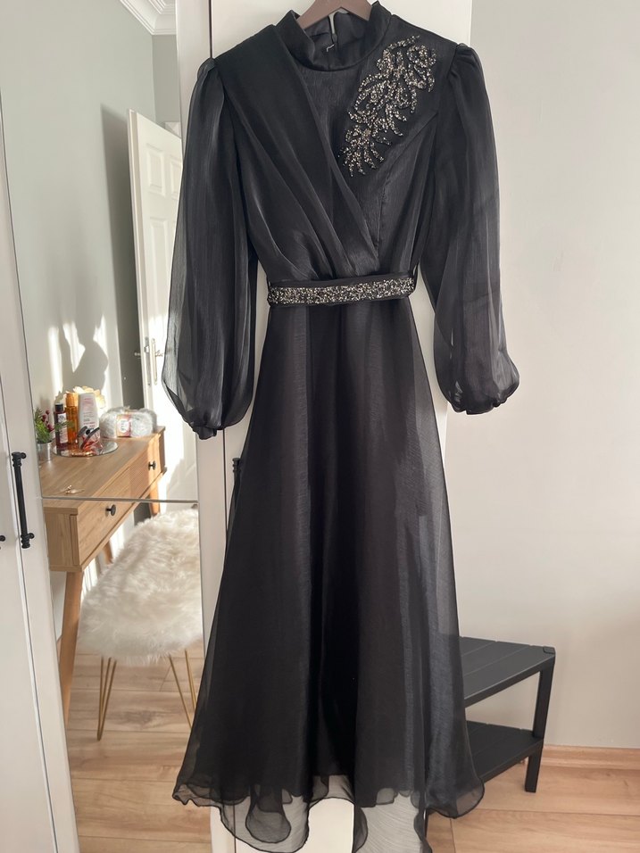 Nakışlı Siyah Uzun Kollu Uzun abiye - Görsel 3